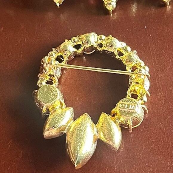 Lia Wreath Bar Brooch Pin G old Tone Lot Red Yellow Rhinestone Matching Gift Set - Picture 12 of 13